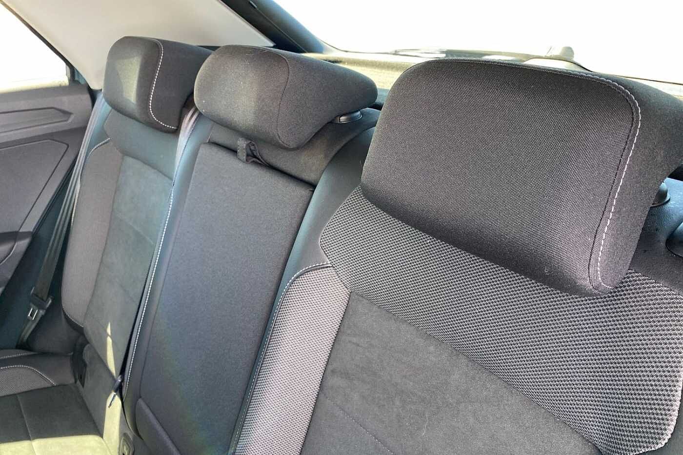 Volkswagen T-roc Hatchback Style
