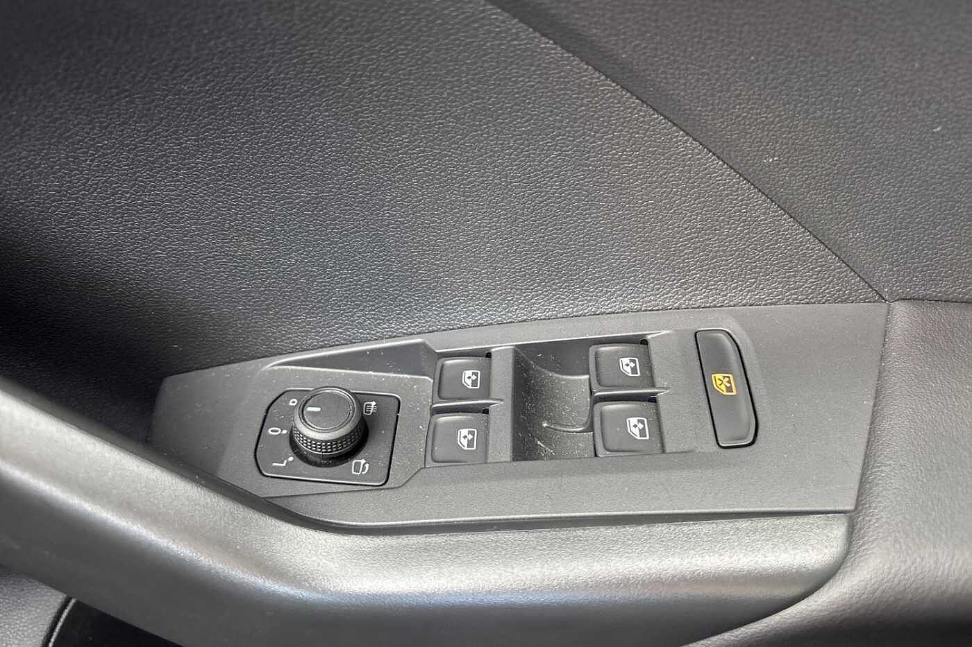 Volkswagen T-Cross SE 1.0 TSI 110PS 7-speed DSG 5 Door