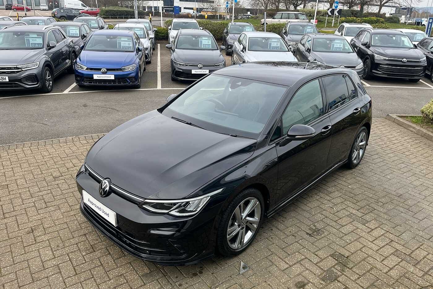 Volkswagen Golf MK8 Hatchback 5-Dr 1.5 TSI (130ps) R-Line EVO