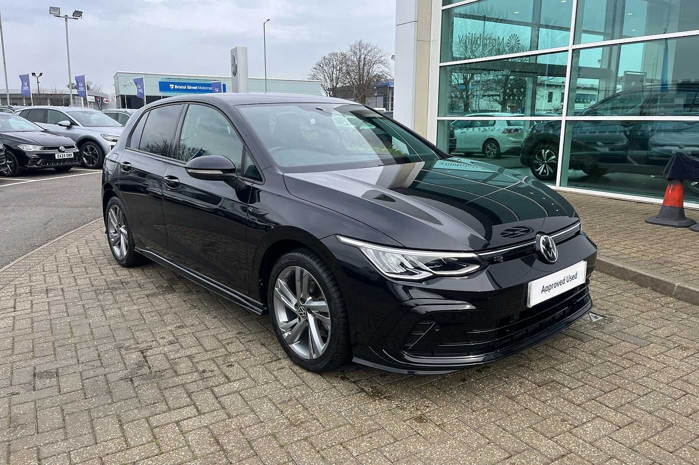 Volkswagen Golf MK8 Hatchback 5-Dr 1.5 TSI (130ps) R-Line EVO