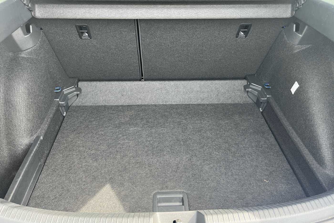 Volkswagen Taigo 1.5 TSI (150ps) R-Line DSG