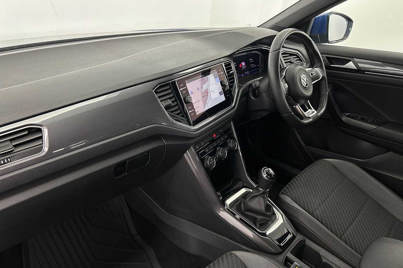 Volkswagen T-ROC 2.0 TDI R-Line 150PS