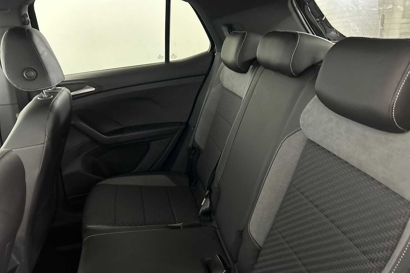 Volkswagen T-Cross 1.0 TSI (110ps) R-Line DSG Hatchback