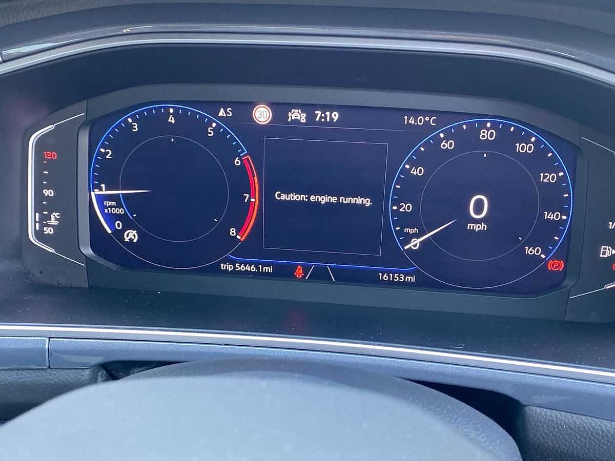 Volkswagen T-ROC Mark 1 Facelift (2022) 1.0 TSI Style 110PS