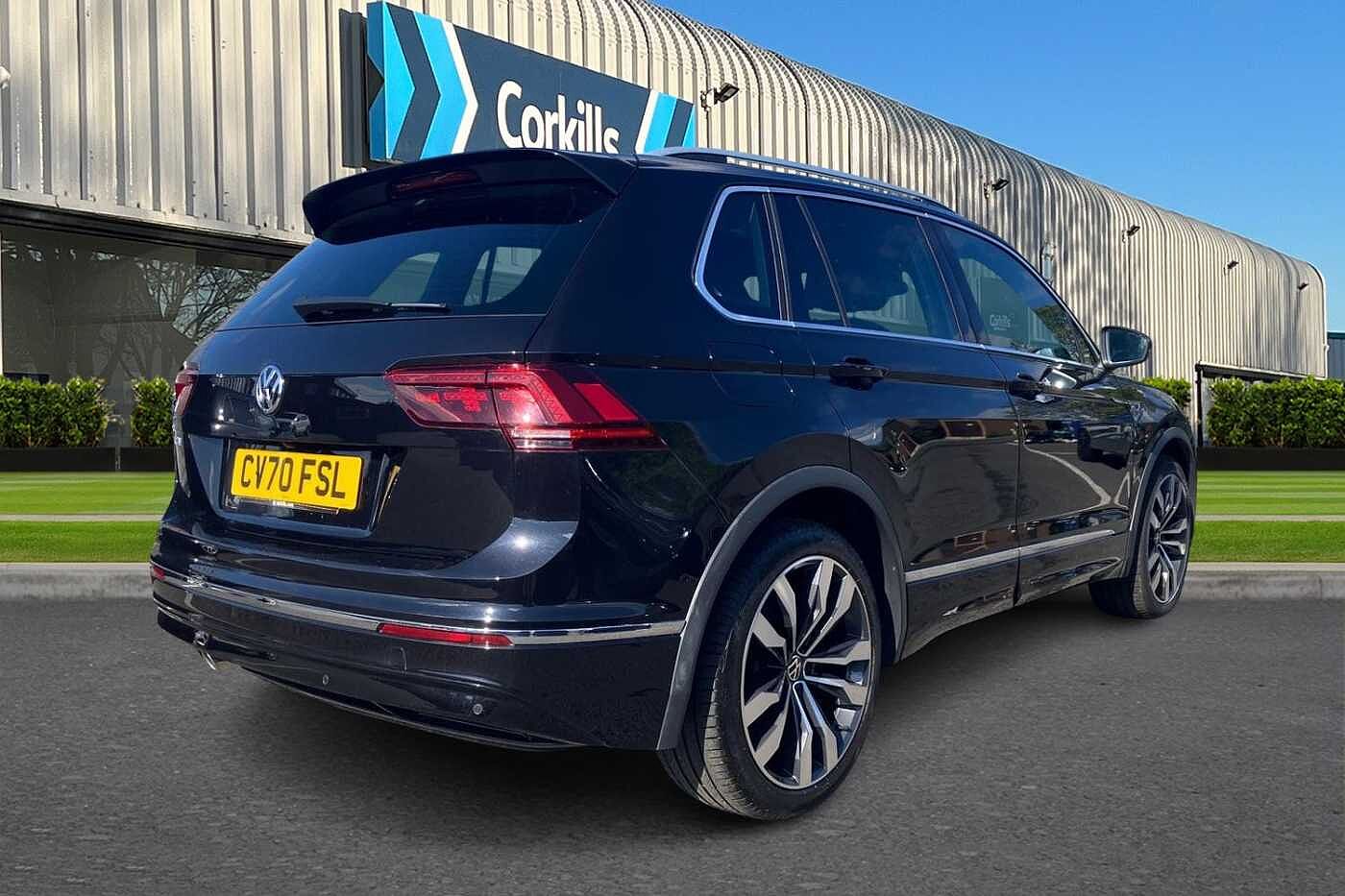 Volkswagen Tiguan 5Dr 2.0 TDI (150ps) R-Line Tech SCR