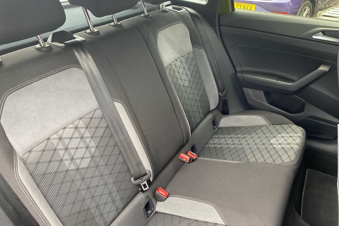 Volkswagen Taigo 1.0 TSI (110ps) R-Line DSG