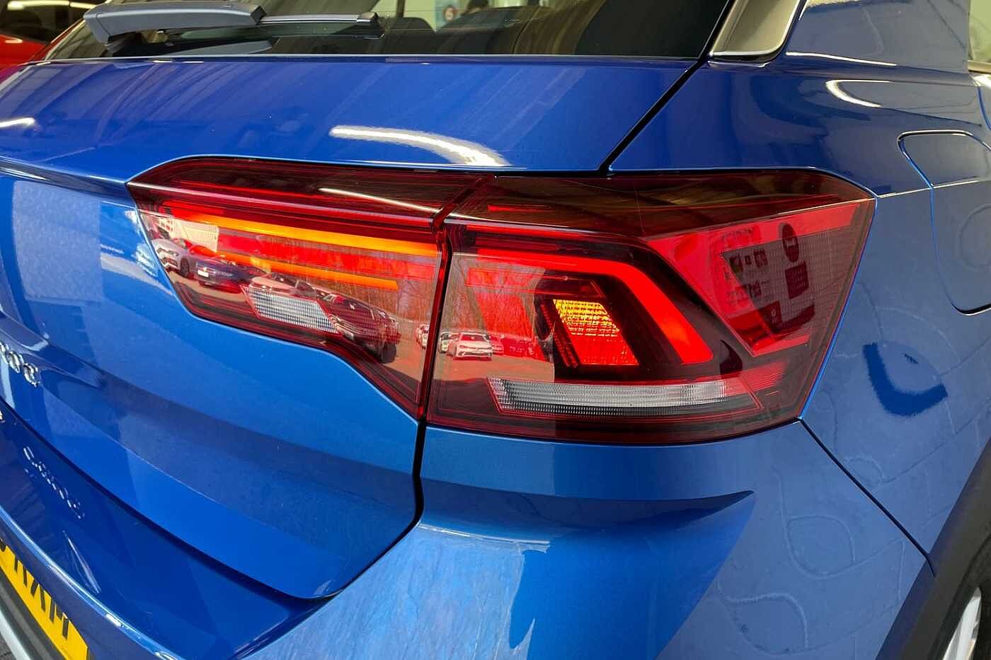 Volkswagen T-ROC Mark 1 Facelift (2022) 1.0 TSI Life 110PS