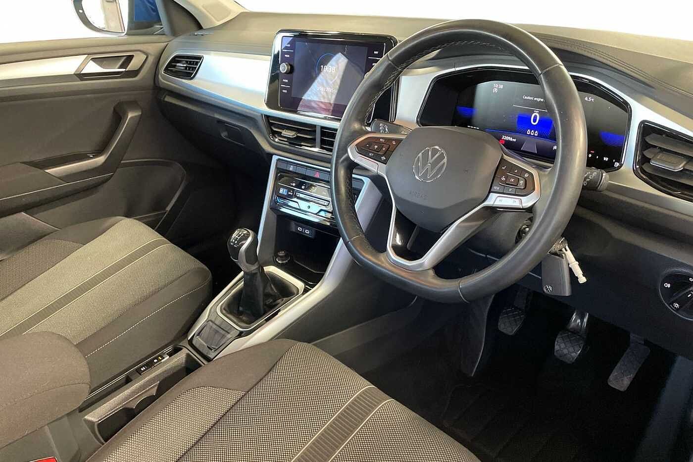 Volkswagen T-ROC Mark 1 Facelift (2022) 1.0 TSI Life 110PS