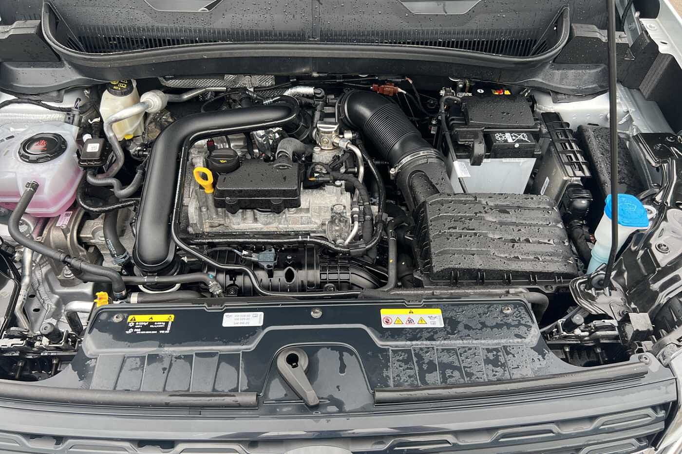 Volkswagen T-Cross 1.0 TSI (110ps) Move DSG Hatchback