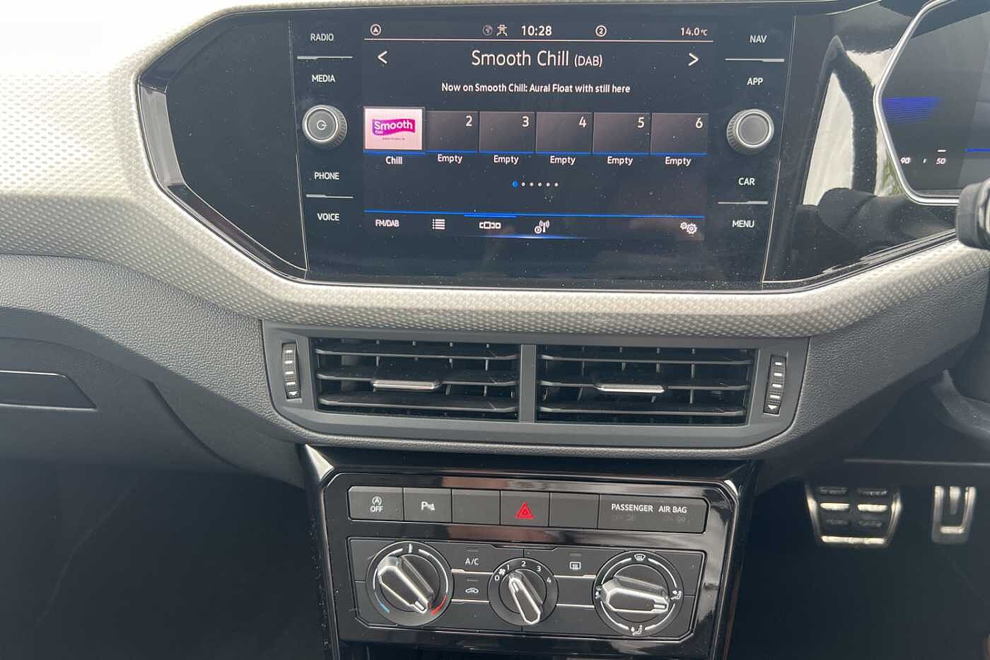 Volkswagen T-Cross 1.0 TSI (110ps) Move DSG Hatchback