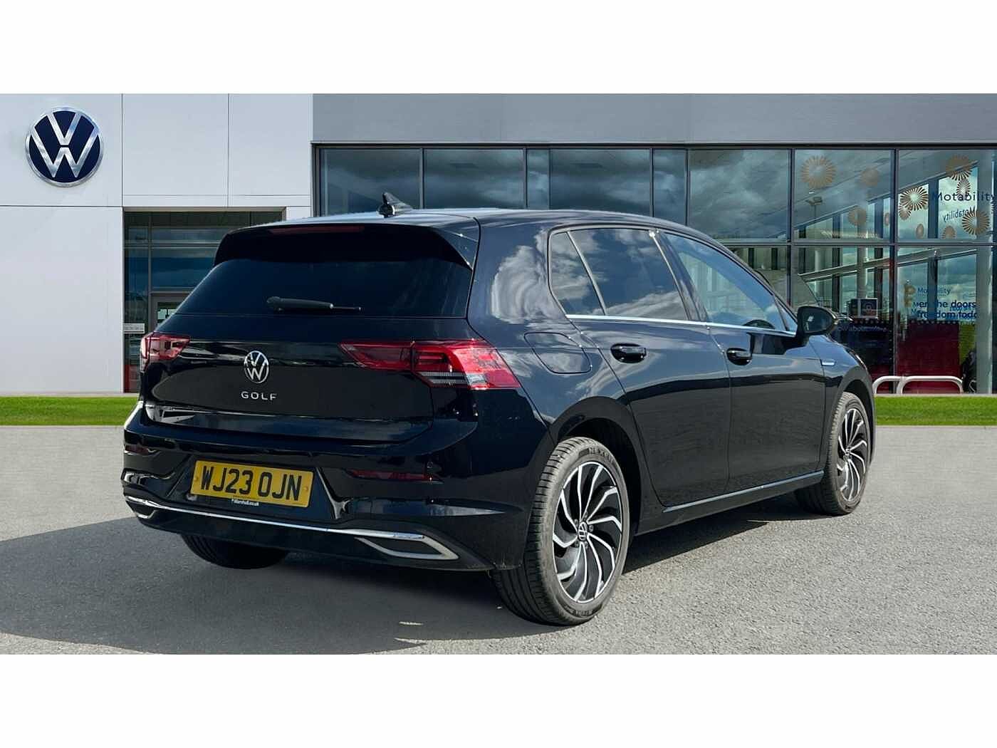 Volkswagen Golf 1.5 TSI Style Edition 5dr