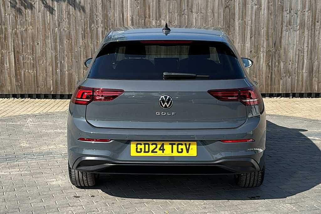 Volkswagen Golf 1.5 TSI Match 5dr