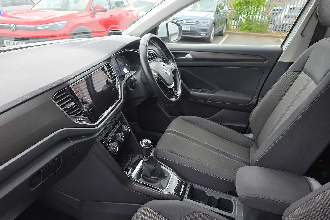 Volkswagen T-ROC 2017 1.0 TSI SE 115PS