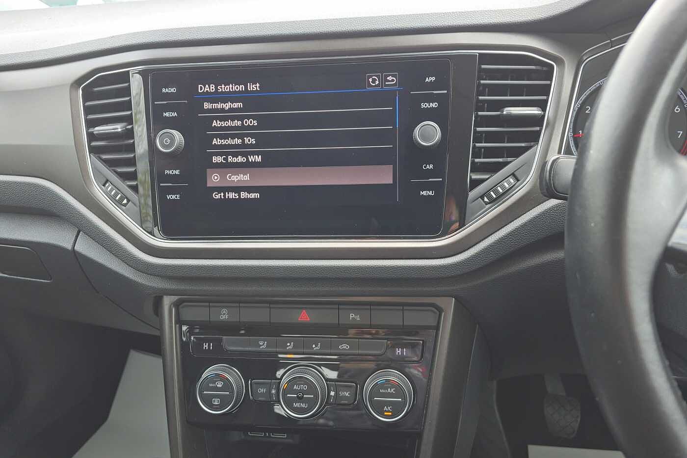 Volkswagen T-ROC 2017 1.0 TSI SE 115PS