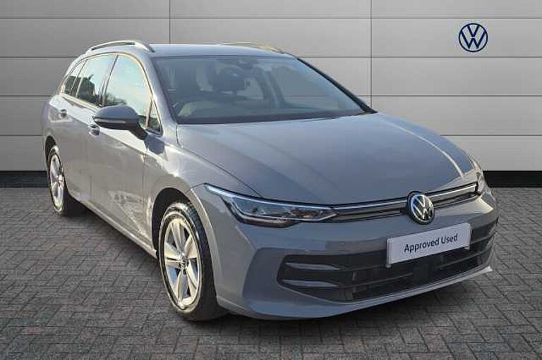 Volkswagen Golf 1.5 TSI Life 5dr