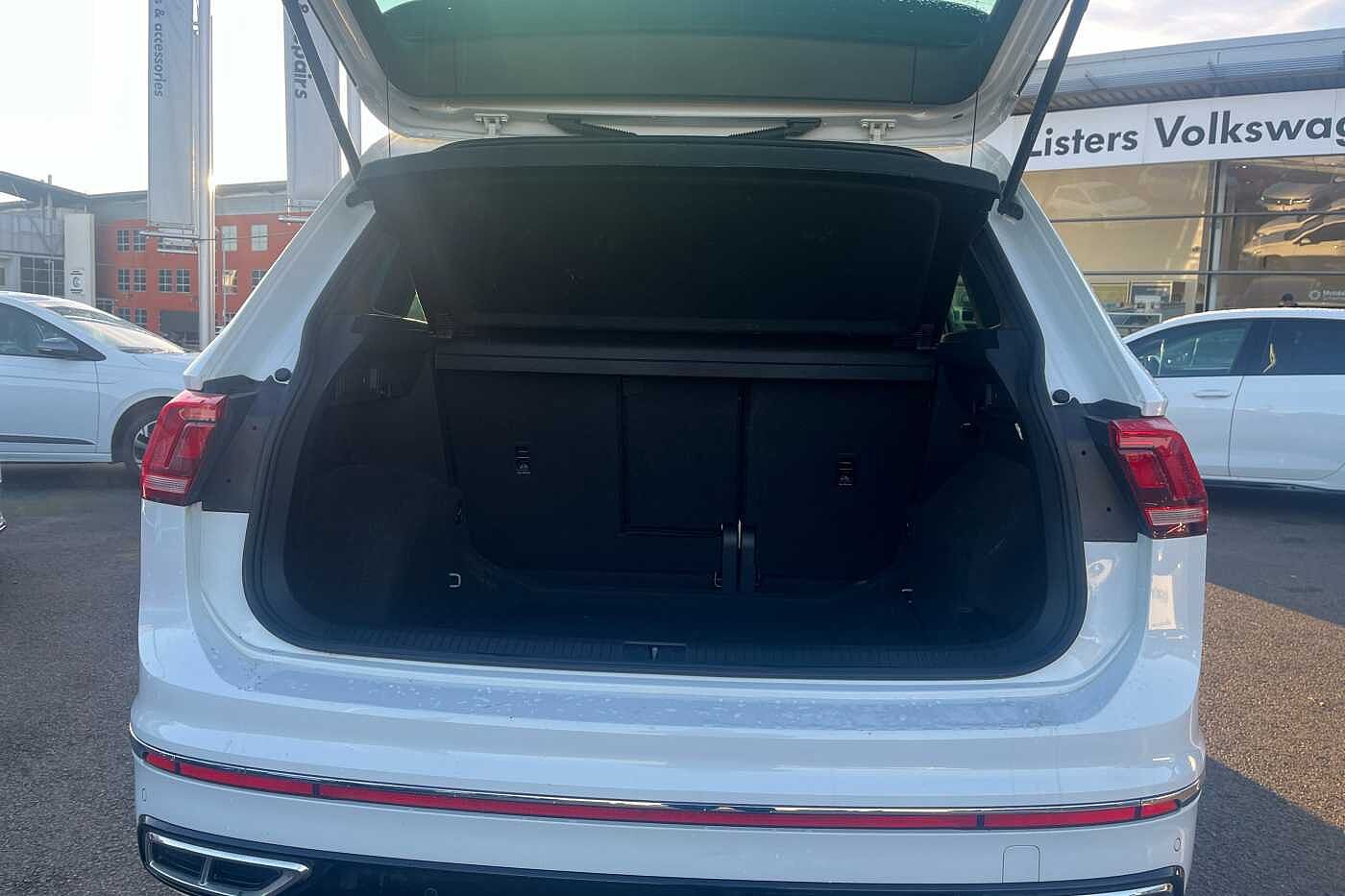 Volkswagen Tiguan 2.0 TDI (150PS) R-Line Ed SCR DSG