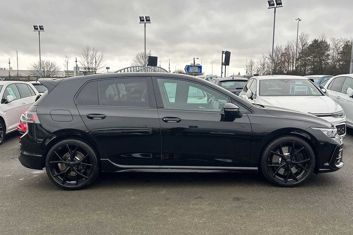 Volkswagen Golf Hatchback 2.0 TSI 333 R Black Edition 4Motion 5dr DSG