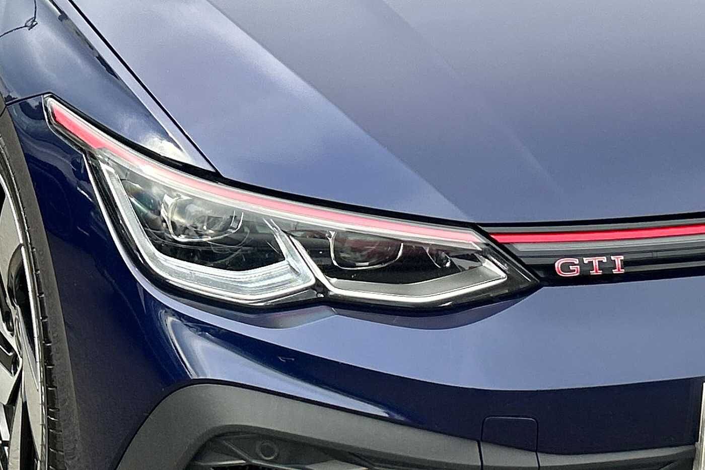 Volkswagen Golf 8 GTI Clubsport 2.0TSI 300PS 7-speed DSG 5 Dr