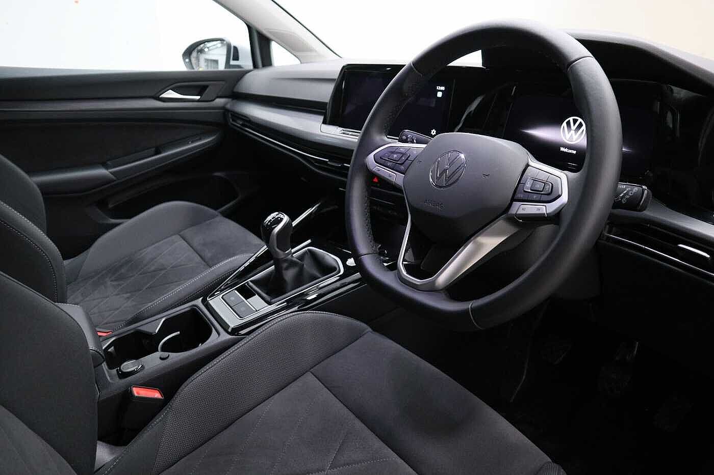 Volkswagen Golf MK8 Hatchback 5-Dr 1.5 TSI (130ps) Style EVO