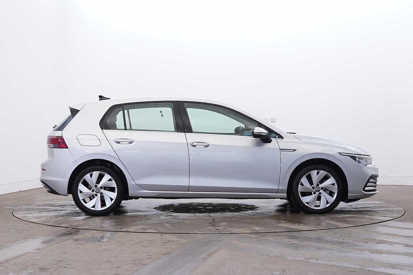 Volkswagen Golf MK8 Hatchback 5-Dr 1.5 TSI (130ps) Style EVO