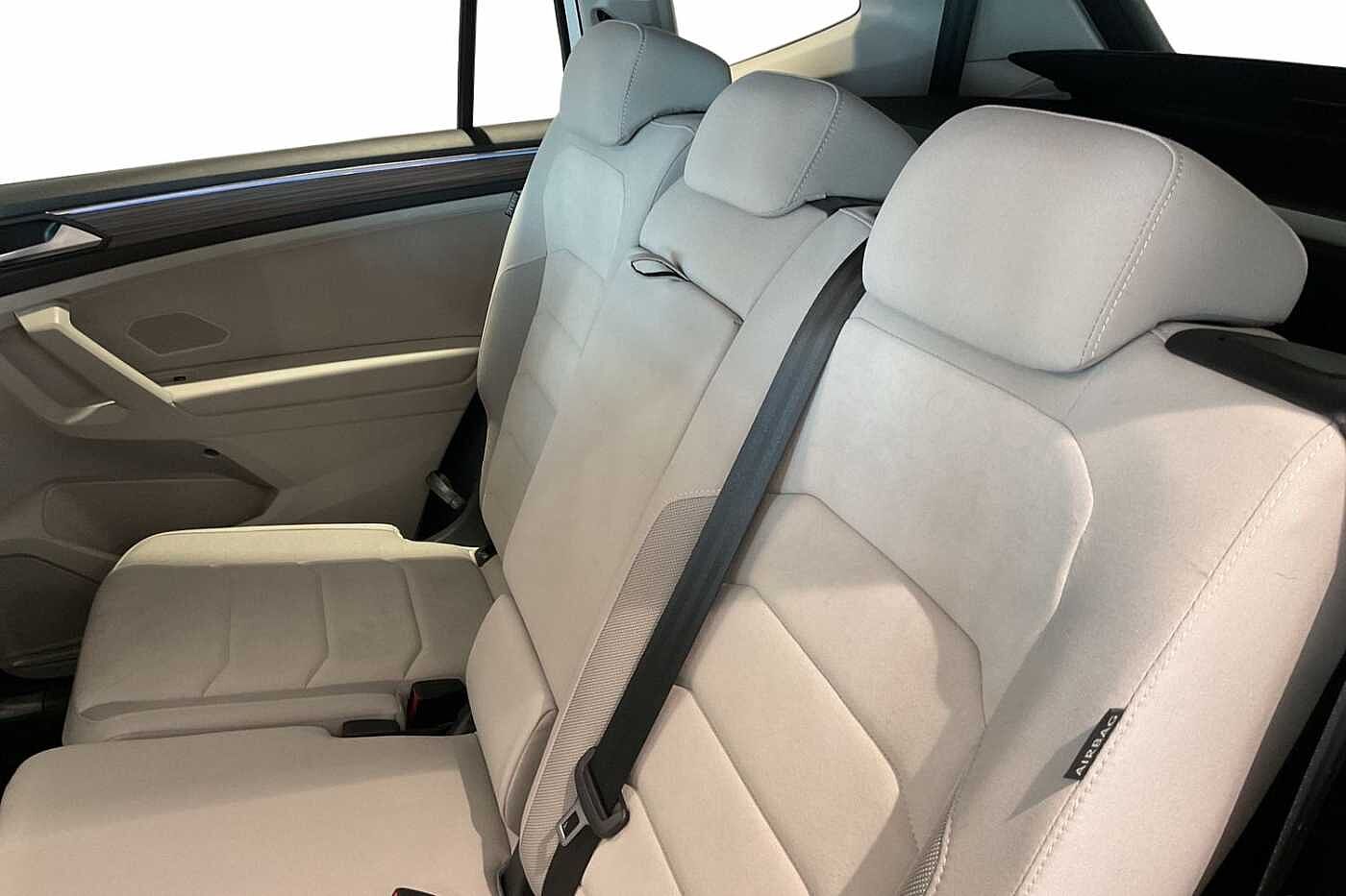 Volkswagen Tiguan Allspace 1.5 TSI Elegance SUV 5dr Petrol DSG Euro 6 (s/s) (150 ps)
