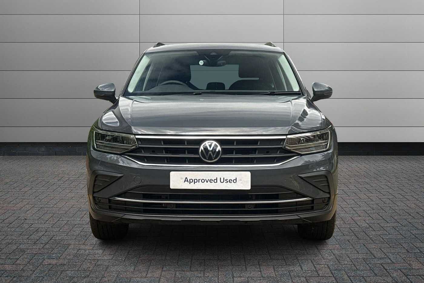 Volkswagen Tiguan 2.0 TDI Life SUV 5dr Diesel DSG Euro 6 (s/s) (150 ps)