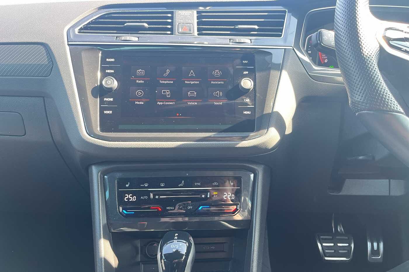 Volkswagen Tiguan 2.0 TDI (150PS) R-Line SCR DSG
