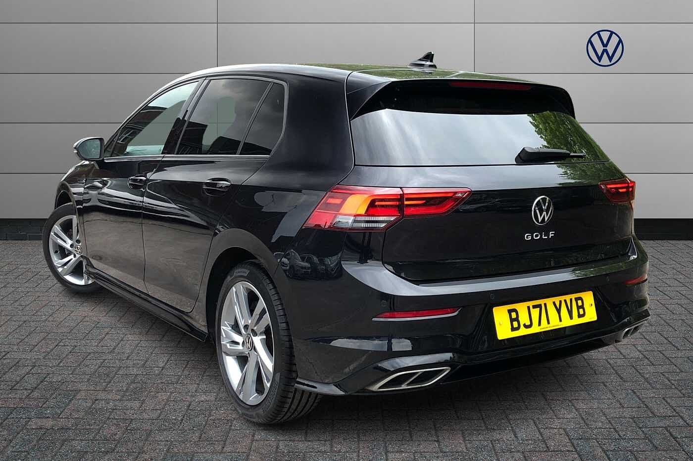 Volkswagen Golf 1.5 TSI R-Line 5dr