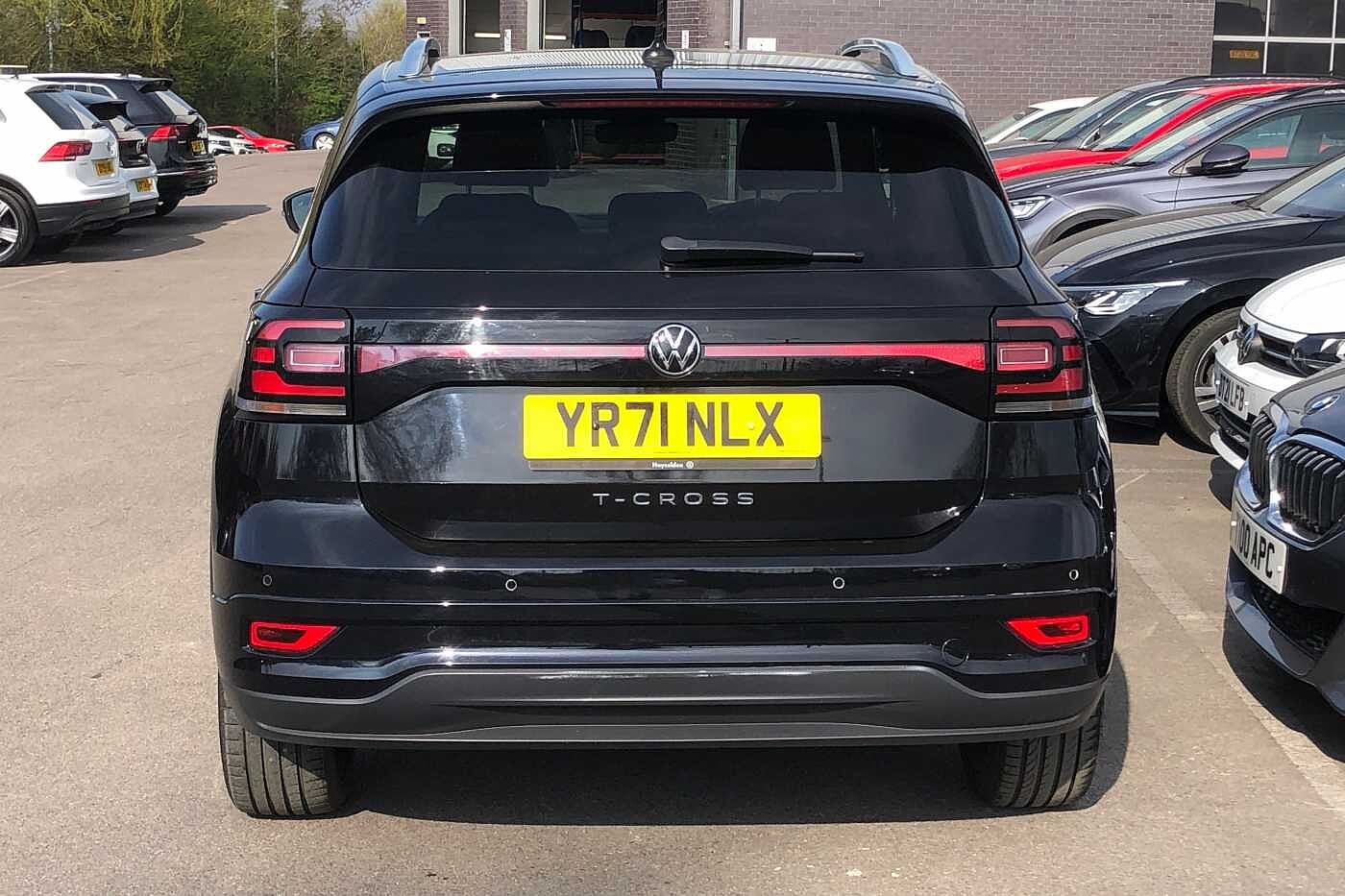 Volkswagen T-Cross 1.0 TSI (110ps) R-Line Hatchback