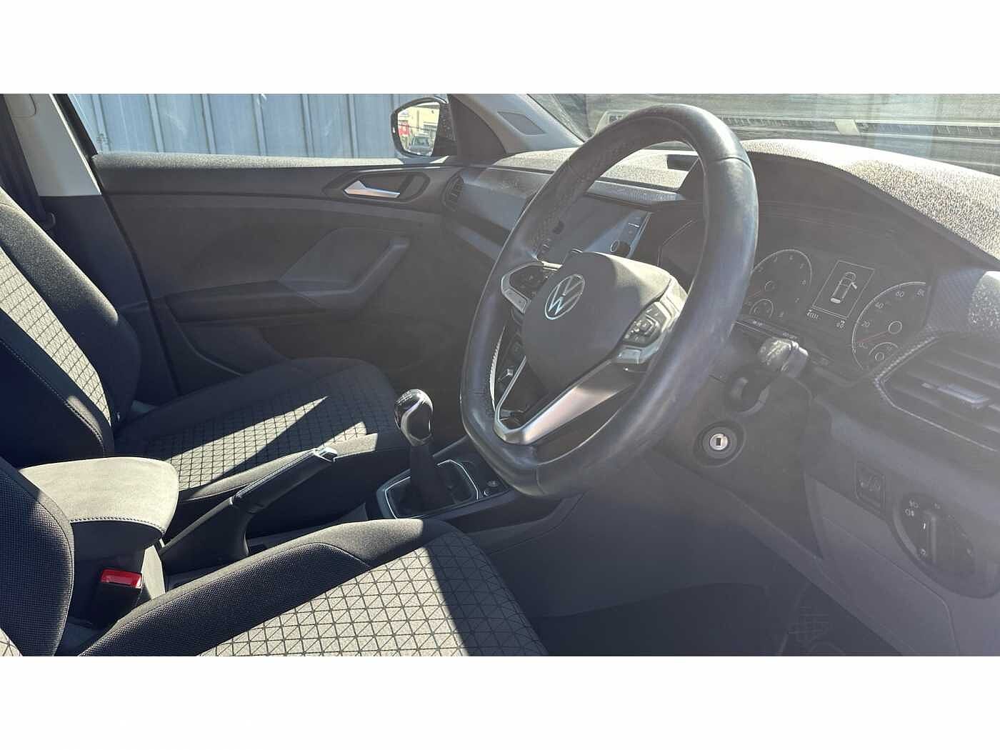 Volkswagen T-Cross 1.0 TSI (110ps) SE Hatchback