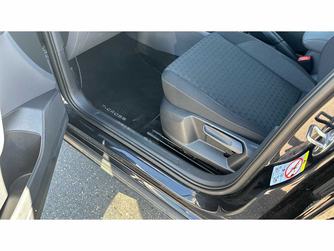 Volkswagen T-Cross 1.0 TSI (110ps) SE Hatchback