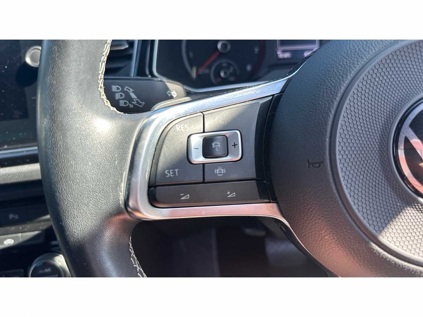 Volkswagen T-ROC 2017 1.5 TSI Black Edition 150PS EVO DSG