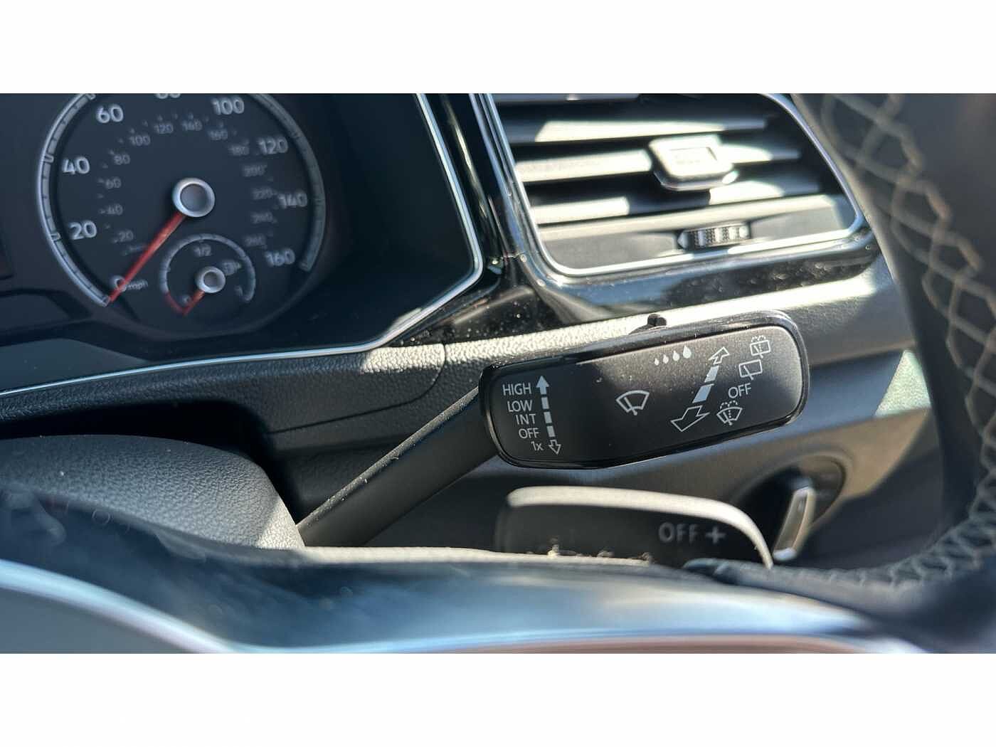 Volkswagen T-ROC 2017 1.5 TSI Black Edition 150PS EVO DSG