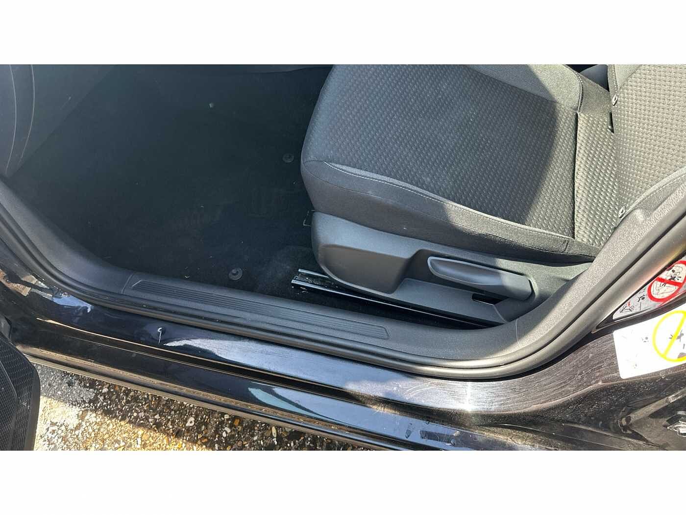 Volkswagen Polo MK6 Facelift (2021) 1.0 TSI 95PS Life DSG