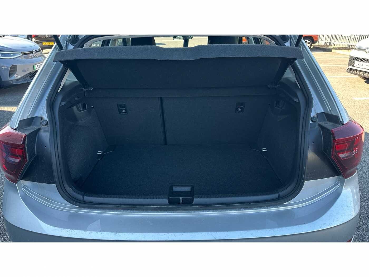 Volkswagen Polo MK6 Facelift (2021) 1.0 TSI 95PS Life