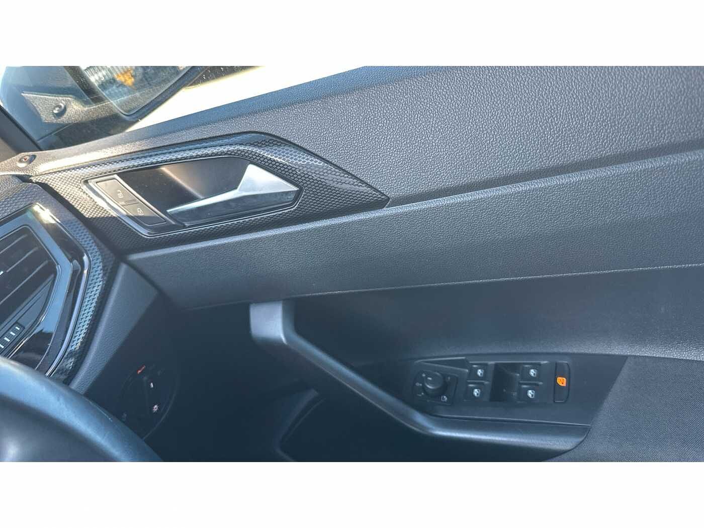 Volkswagen Polo MK6 Facelift (2021) 1.0 TSI 95PS Life