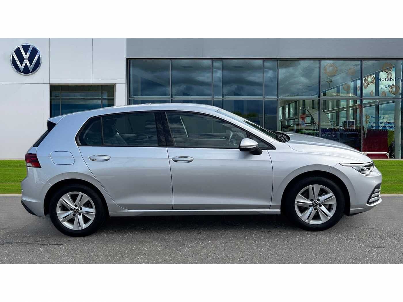 Volkswagen Golf 1.5 eTSI 150 Life 5dr DSG