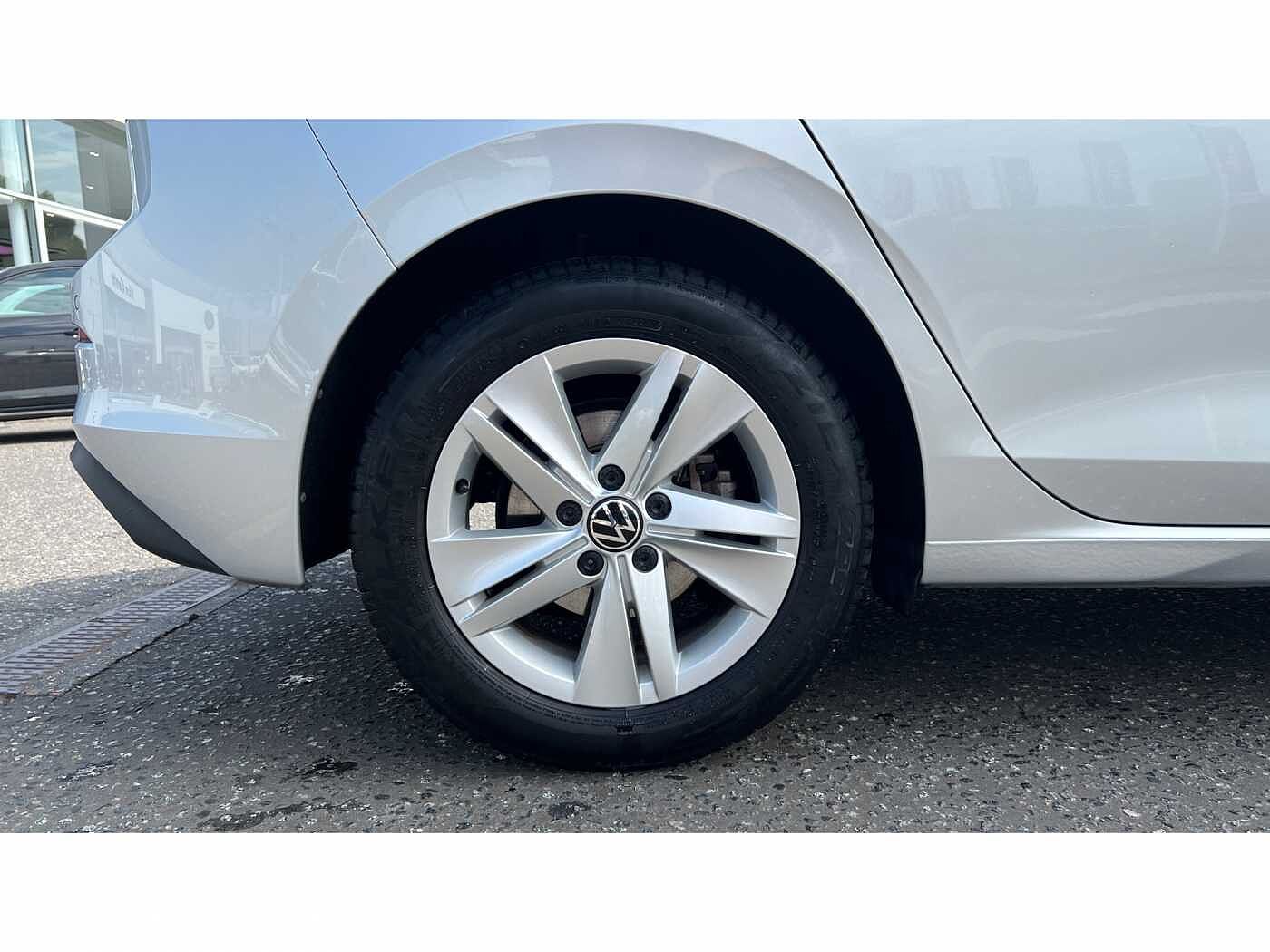 Volkswagen Golf 1.5 eTSI 150 Life 5dr DSG