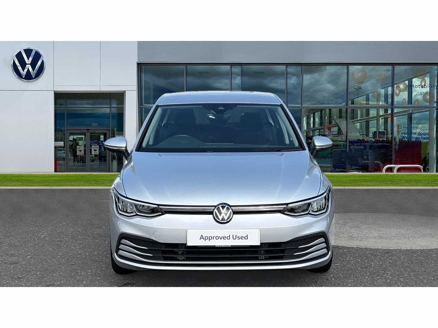 Volkswagen Golf 1.5 eTSI 150 Life 5dr DSG