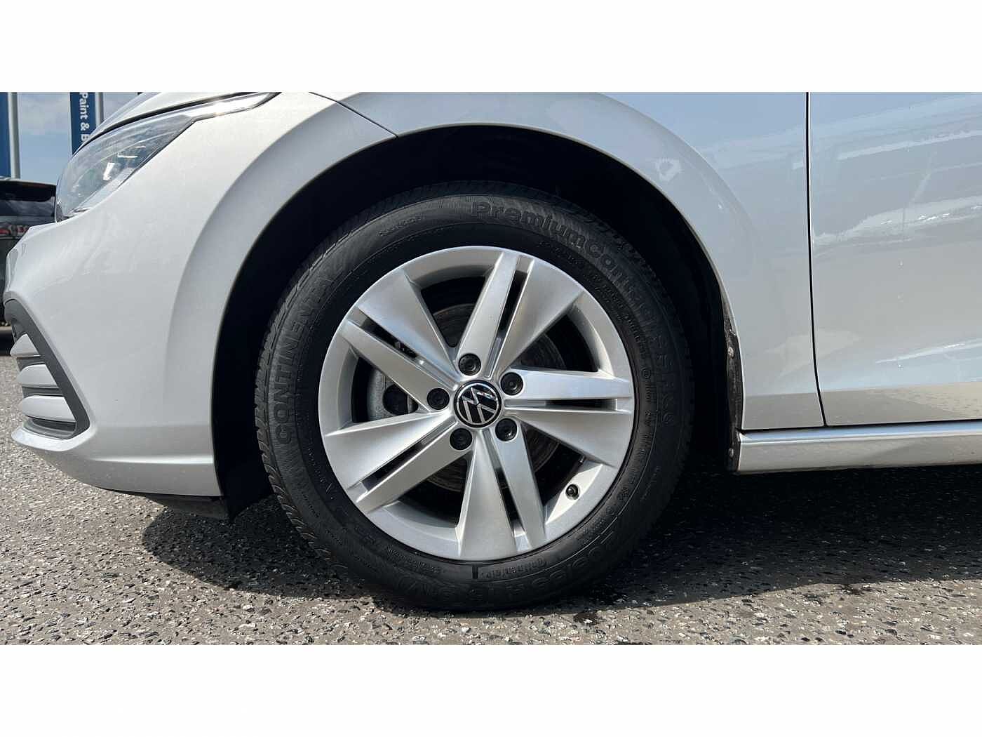 Volkswagen Golf 1.5 eTSI 150 Life 5dr DSG