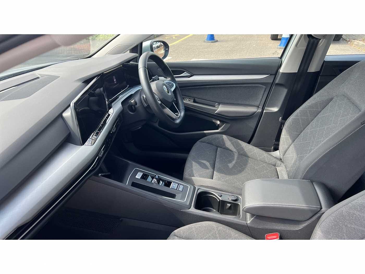 Volkswagen Golf 1.5 eTSI 150 Life 5dr DSG