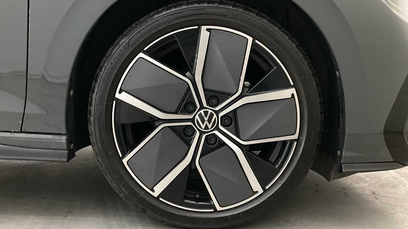 Volkswagen Golf 2.0 TDI 150 R-Line 5dr DSG Diesel Hatchback