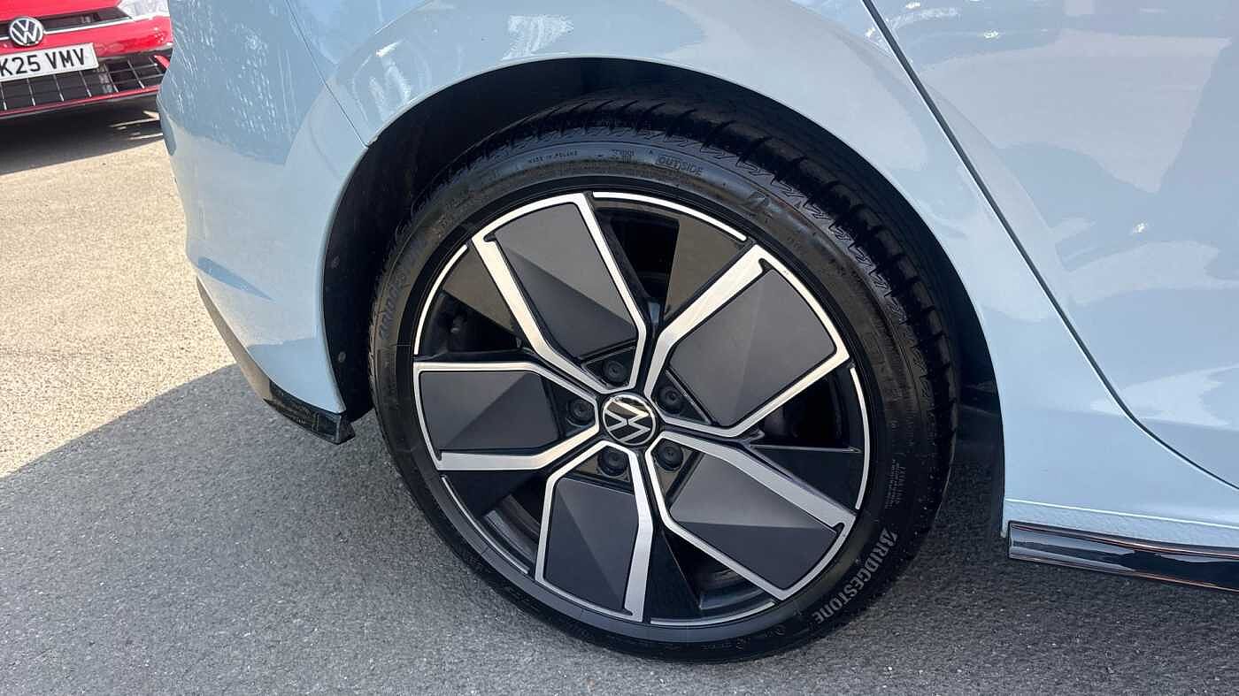 Volkswagen Golf 2.0 TDI 150 R-Line 5dr DSG Diesel Hatchback